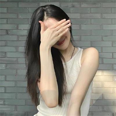 我们恋爱吧第一季封面