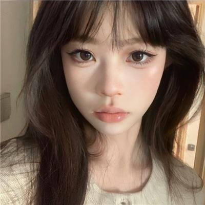 畸人艳迹封面